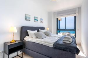 Penthouse Middle Views