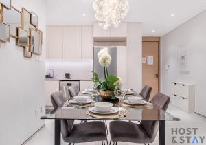 Highfloor 2-BR in Address Jumeirah Beach Residence