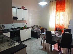 Casa mirela apartment