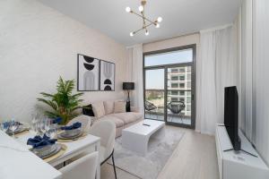 Nasma Luxury Stays - Laya Heights