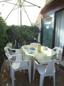 VILLA 3 PCES MEZ 48m2 + TERRASSE 7m2 REF 4034