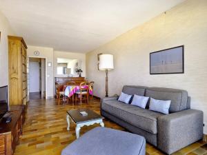 Arcachon Pereire - T2 Front de Mer avec Balcon et Parking - FR-1-433-26