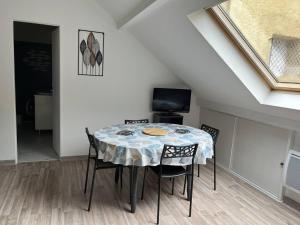 Appartements Appartement T2bis proche centre, 4-6 pers, parking - FR-1-234-297 : photos des chambres