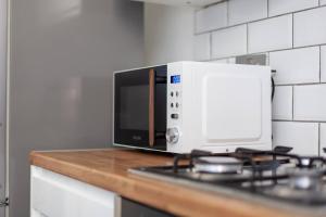 Central 1BR flat in Notting Hill, 1min to Tube