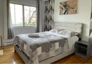 3 bedroom central location montreal close to airport - Sainte-Dorothée