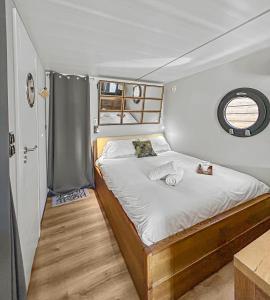 Bateaux Sejour Unique sur un Bateau 