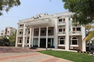 Hotel Kailas Residency (Managed by Knight Hotels & Restaurants - Pimpla