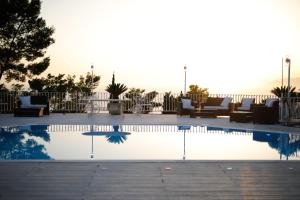 Villa con piscina con 8 camere matrimoniali ad Anacapri, by La Canostra Capri