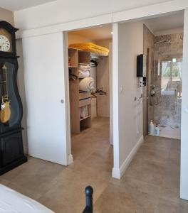 Maisons de vacances Maison 3 chambres climatise + garage : photos des chambres