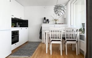 2 Bedroom Awesome Apartment In Visby