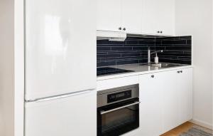 2 Bedroom Awesome Apartment In Visby