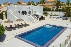 SR85 Spacious Villa in La Escuera with Private Pool - La Marina