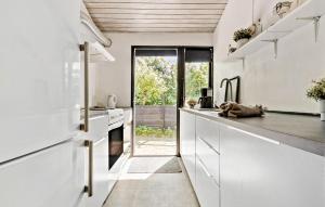 2 Bedroom Nice Home In Kirke Hyllinge