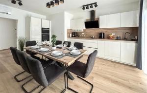 Gorgeous Home In Vodnjan With Sauna 