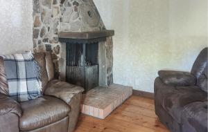 Stunning Home In Lenhovda