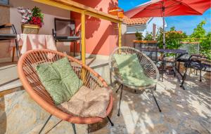 Gorgeous Apartment In Nin With Wifi