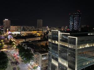 SUN TOWER LUXURY SUITE-VIEW FROM of TIRANA CENTER