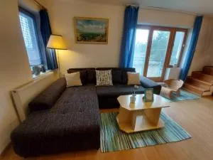 Csalogány Villa Apartman - 鲍洛通费尼韦什