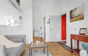 Cozy Home In Haderslev With Kitchen