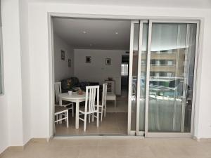 Mondrian Magic World - sea view first line of the beach