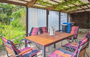 Gorgeous Home In Saal With Wifi