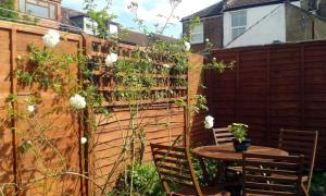 Portsmouth House near Centre 3 Bedrooms