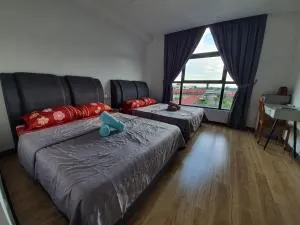 Kitty Homestay 402 Roxy Apartment Kuching - Maong Bazaar