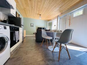 Maisons de vacances L-Alma 8 : Le Calme au Coeur de Cherbourg : photos des chambres