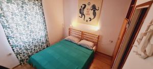 Three Mermaids House