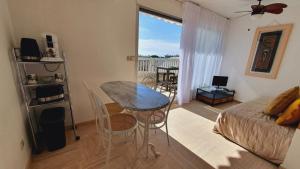 Studio Port Jo CLIM WIFI Garage et Piscine au Couchant 3pers - ROSSIconciergerie - Linge inclus