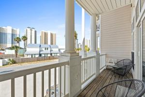 Beach House - Sea La Vie by Panhandle Getaways