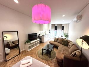 Heart of the City Suites - E