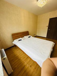 3 room apartment in city center- Bayanmongol residence