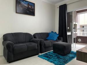 B563 - Apto 02 quartos em Bombinhas p 06 pessoas