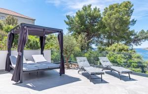 Cozy Home In Zavalatica