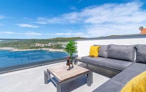 Cozy Home In Zavalatica