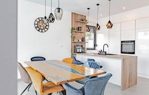 Cozy Home In Zavalatica