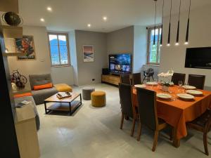 Appartements Tour medievale renovee au coeur du Pays du Mont-Blanc : photos des chambres