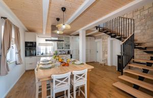 Nice Home In Rovanjska 