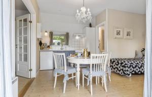 1 Bedroom Nice Home In Faaborg