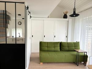 GOODMOOSE - Good Mood House