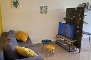 Cosy apartment 7 minutes walk from the sea!