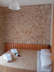 Nikos Stone Guest House