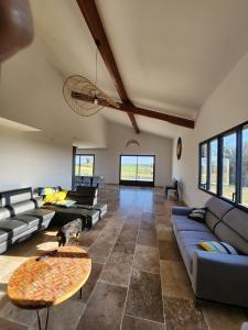 Maisons de vacances Gite Les Hauts d-En Perrin : photos des chambres