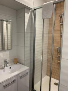 Hotels Hotel Des Docks : photos des chambres