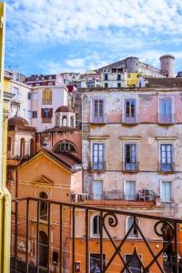 Storico Palazzo di Gaeta con abbonamento auto