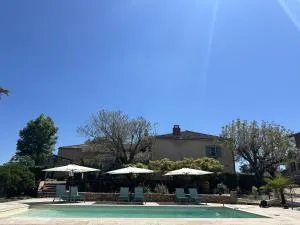 La Glycine - Les Cabannes