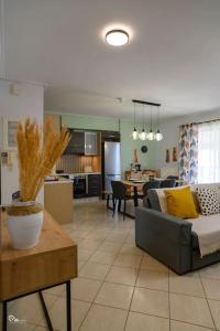 Thyme Out - Modern Apartment in Egaleo-Athens