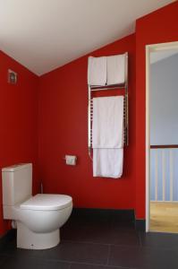 Spacious 275 sqm Apartment with King Beds, 4 min to Waterloo