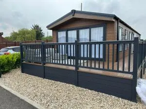 Kingfisher Lodge Long Acre Holiday Park - Offenham